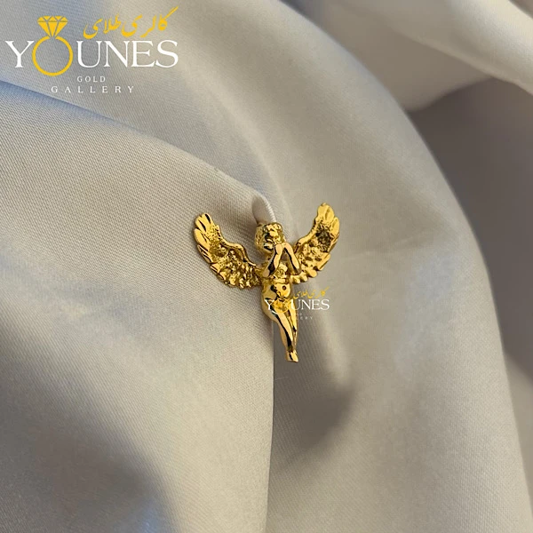 تصویر دوم آویز فرشته نگهبان طلا